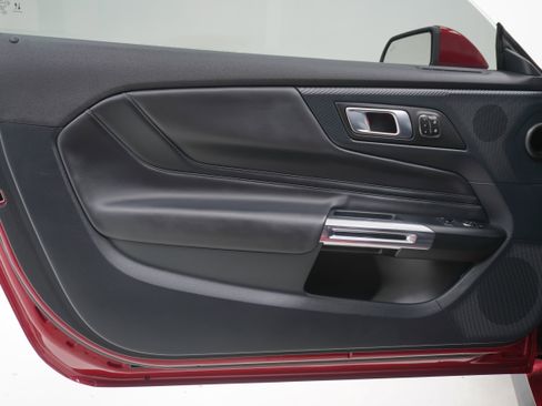 Used 2024 Ford Mustang GT Premium image 15