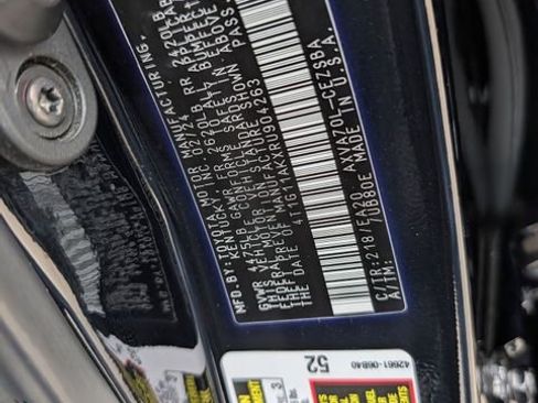 Used 2024 Toyota Camry SE FWD image 34