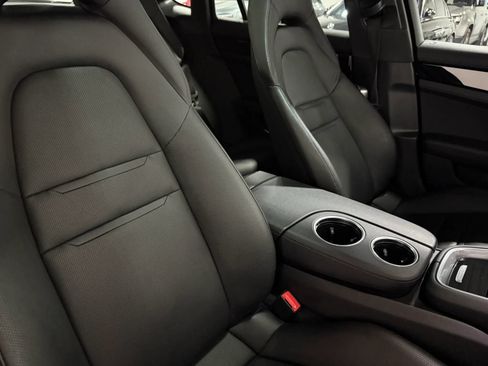 Used 2023 Porsche Panamera 4 Platinum Edition AWD/4WD image 88
