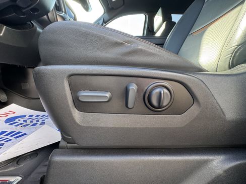 Used 2022 GMC Sierra 2500 AT4 w/ Gooseneck/5TH Wheel Package image 12