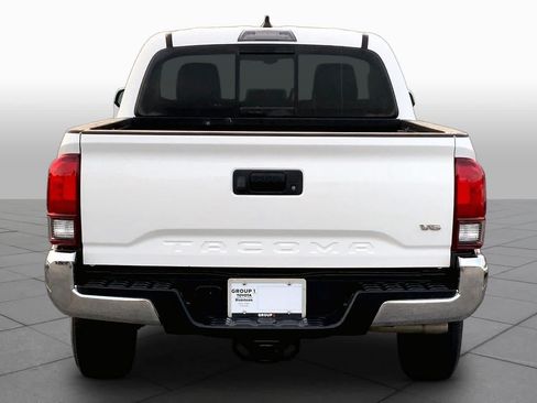 Used 2023 Toyota Tacoma SR5 RWD image 5