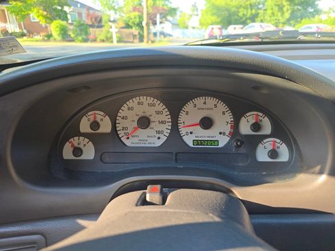 Used 2001 Ford Mustang Cobra RWD image 29