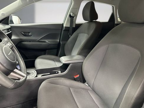 Certified 2025 Hyundai Kona SEL FWD image 15