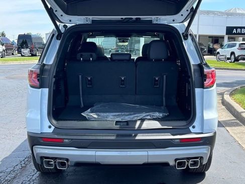 New 2026 GMC Acadia Elevation w/ Elevation Premium Package FWD image 12