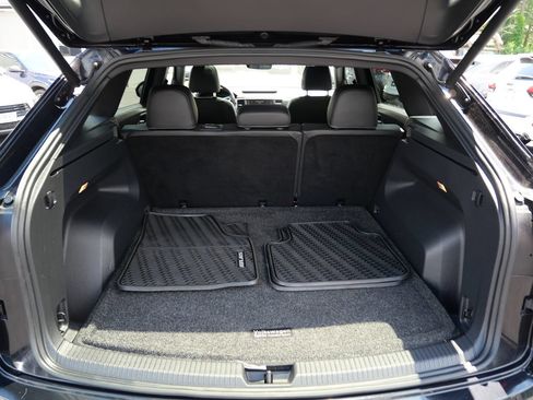 Used 2020 Volkswagen Atlas Cross Sport SE AWD/4WD image 22