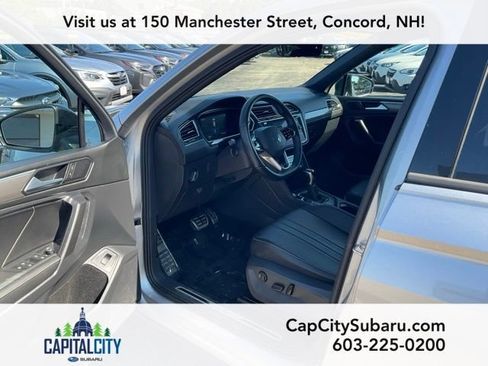 Used 2022 Volkswagen Tiguan SE R-Line AWD/4WD image 14