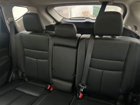 Used 2024 Nissan Murano SV w/ SV Midnight Edition Package image 15