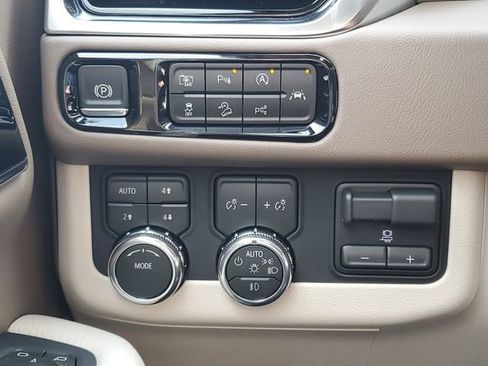 New 2026 GMC Yukon Denali w/ Denali Reserve Package image 20