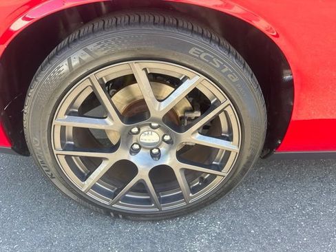 Certified 2016 Dodge Challenger R/T RWD image 30