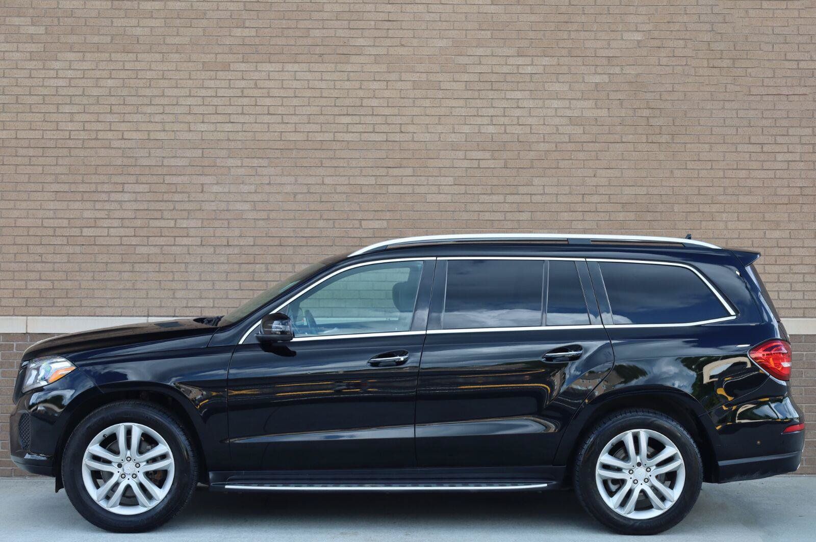 Used 2017 Mercedes-Benz GLS 450 4MATIC image 2