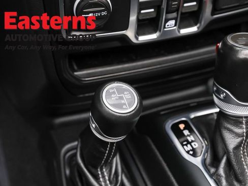 Used 2021 Jeep Wrangler Unlimited Sahara w/ Cold Weather Group AWD/4WD image 22