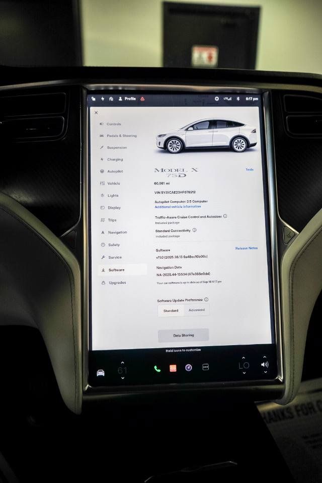 Used 2017 Tesla Model X 90D AWD/4WD image 14