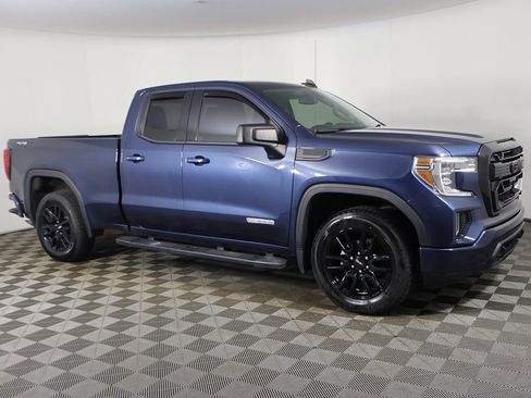 Used 2020 GMC Sierra 1500 Elevation w/ Elevation Value Package AWD/4WD image 16