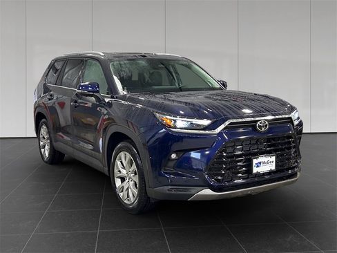 New 2026 Toyota Grand Highlander Limited image 7