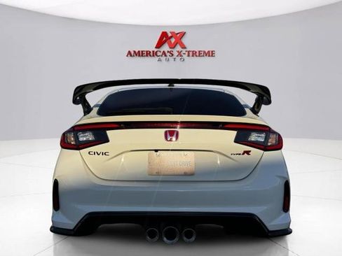 Used 2025 Honda Civic Type R image 4