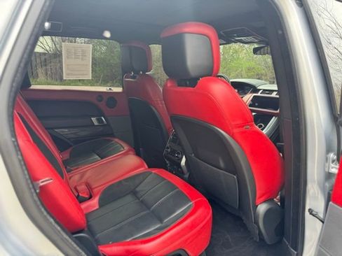 Used 2022 Land Rover Range Rover Sport HST image 17