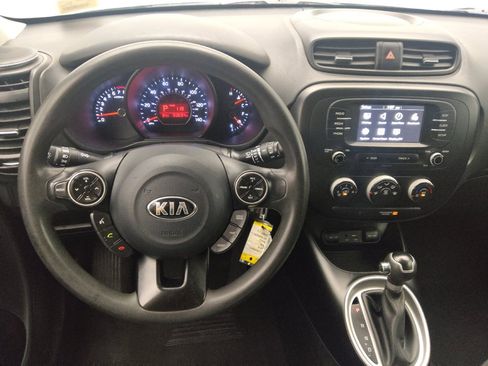 Used 2019 Kia Soul FWD image 22