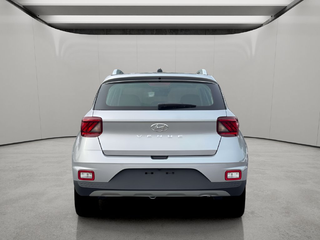 Certified 2026 Hyundai Venue SEL FWD image 5