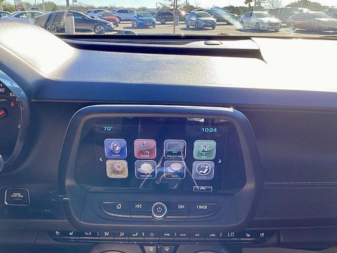 Used 2018 Chevrolet Camaro SS image 10