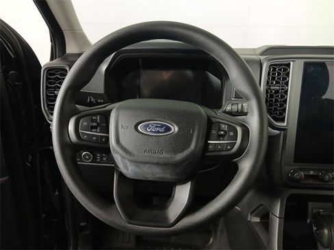 Used 2024 Ford Ranger XL w/ Trailer Tow Package image 9