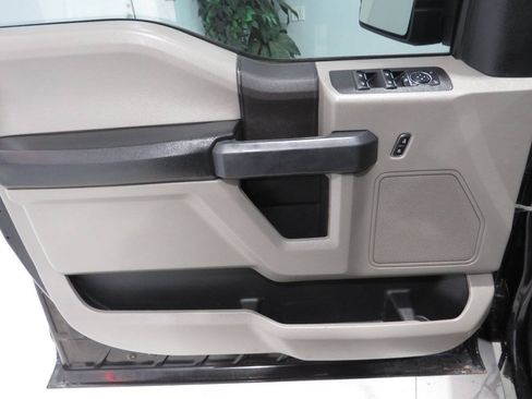 Used 2019 Ford F150 XL w/ Equipment Group 101A Mid AWD/4WD image 16
