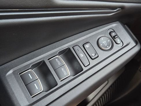 Certified 2025 Honda Accord SE image 32