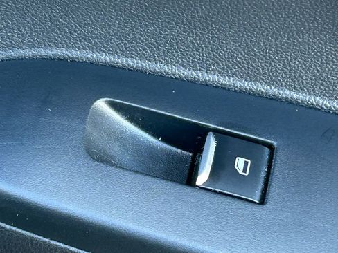 Used 2025 Ford Escape Active image 35