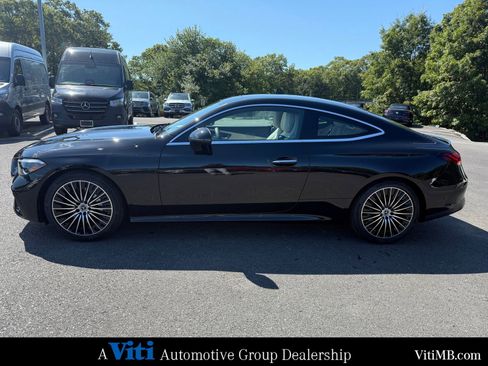 New 2026 Mercedes-Benz CLE 300 4MATIC Coupe image 5