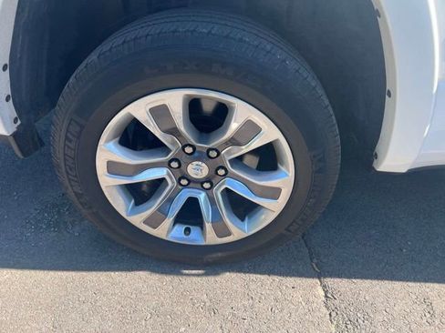 Used 2019 RAM 1500 Limited AWD/4WD image 7
