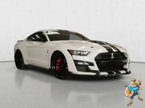 Used 2022 Ford Mustang Shelby GT500 image 2