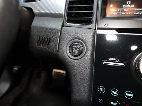 Used 2015 Ford Taurus SHO w/ Equipment Group 401A AWD/4WD image 55