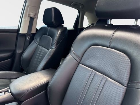 Used 2025 Honda HR-V EX-L image 20