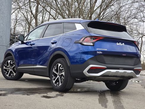 Used 2024 Kia Sportage EX image 15