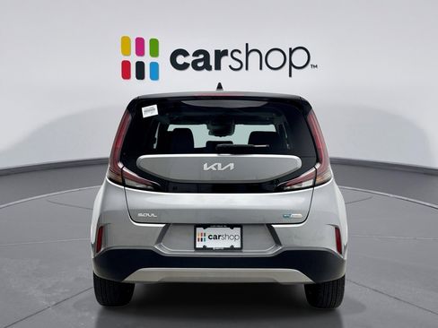 Used 2025 Kia Soul EX FWD image 4