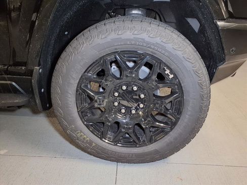 Used 2026 GMC Hummer EV 4x4 Crew Cab image 5