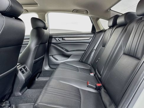 Used 2019 Honda Accord EX-L image 11