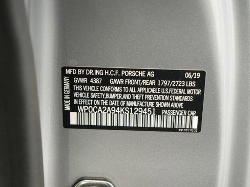 Used 2019 Porsche 911 Carrera 4 AWD/4WD image 32