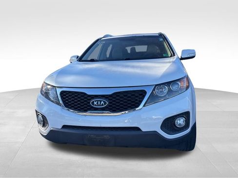 Used 2012 Kia Sorento EX w/ EX V6 Premium Pkg image 4