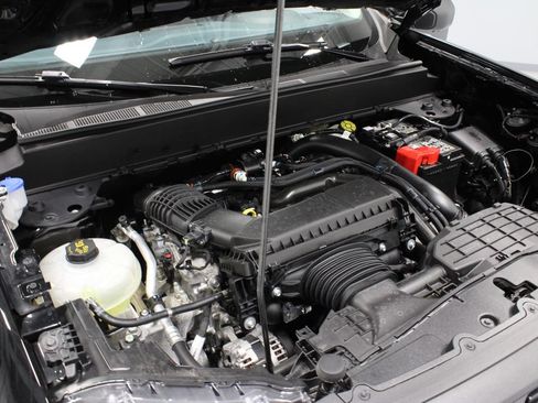 Certified 2026 Ford Maverick XL AWD/4WD image 14