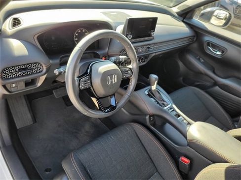 Used 2024 Honda HR-V Sport image 17
