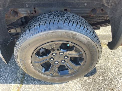 Used 2016 GMC Sierra 1500 SLT w/ All Terrain X Package image 9