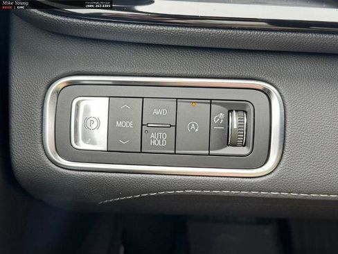 New 2026 Buick Enclave Preferred w/ Power Package AWD/4WD image 21