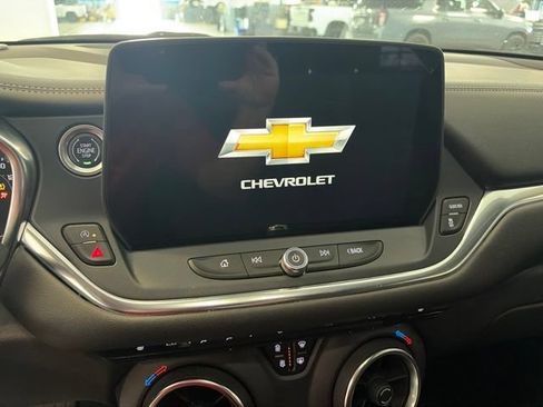 Used 2023 Chevrolet Blazer LT w/ Convenience Package FWD image 9