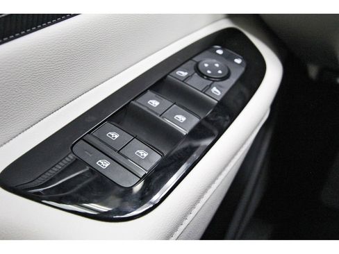 New 2026 Nissan Murano SV w/ Cargo Package AWD/4WD image 17