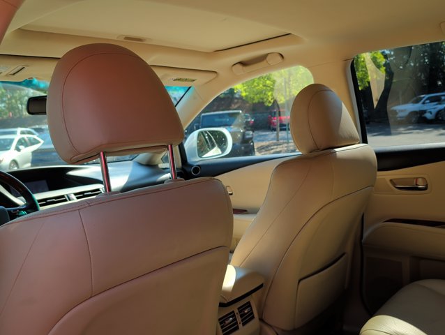 Used 2010 Lexus RX 350 2WD image 17