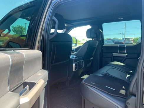 Used 2022 Ford F350 Platinum w/ Tremor Off-Road Package AWD/4WD image 13