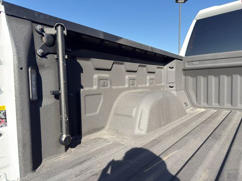 Used 2020 GMC Sierra 1500 AT4 w/ AT4 Premium Package AWD/4WD image 18