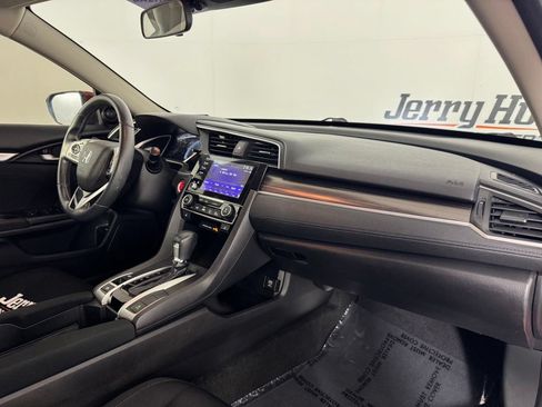 Used 2019 Honda Civic EX image 32