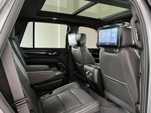Used 2021 GMC Yukon Denali w/ Denali Premium Package AWD/4WD image 32