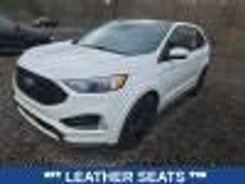 Used 2024 Ford Edge ST-Line w/ Class II Trailer Tow Package image 3